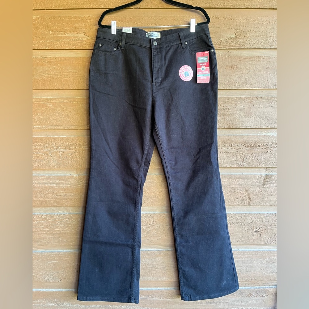 LEVI - Signature High Rise Bootcut Jeans size 18 long